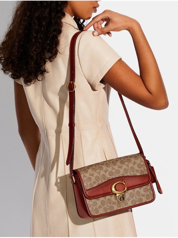 Сумка COACH Studio Shoulder Bag C6639 In Signature Canvas Small Сумка COACH Studio Shoulder Bag C6639 In Signature Canvas Small