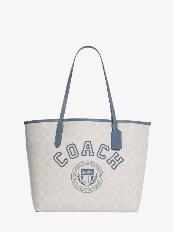 Сумка COACH City Tote CB869-3 In Signature Canvas With Varsity Motif Large Сумка COACH City Tote CB869-3 In Signature Canvas With Varsity Motif Large