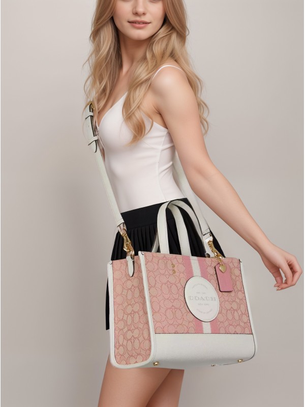 Сумка COACH Dempsey Carryall 7685 In Signature Jacquard With Coach Patch And Heart Charm Small Сумка COACH Dempsey Carryall 7685 In Signature Jacquard With Coach Patch And Heart Charm Small