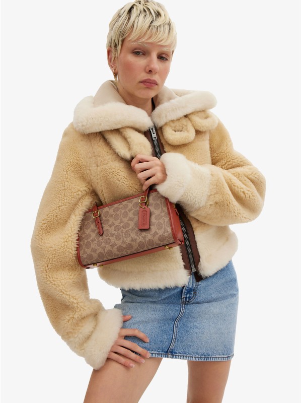 Сумка COACH Swing Zip Leather Shoulder Bag Сумка COACH Swing Zip Leather Shoulder Bag