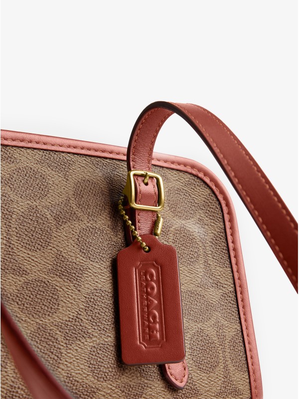 Сумка COACH Swing Zip Leather Shoulder Bag Сумка COACH Swing Zip Leather Shoulder Bag