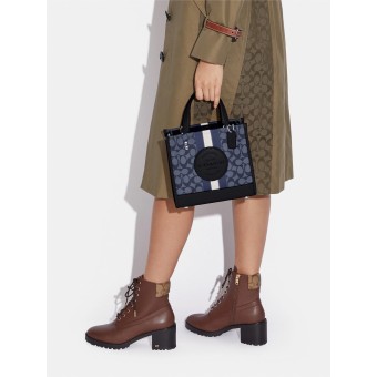 Сумка COACH Dempsey Tote 22 In Signature Jacquard With Stripe And Coach Patch Small